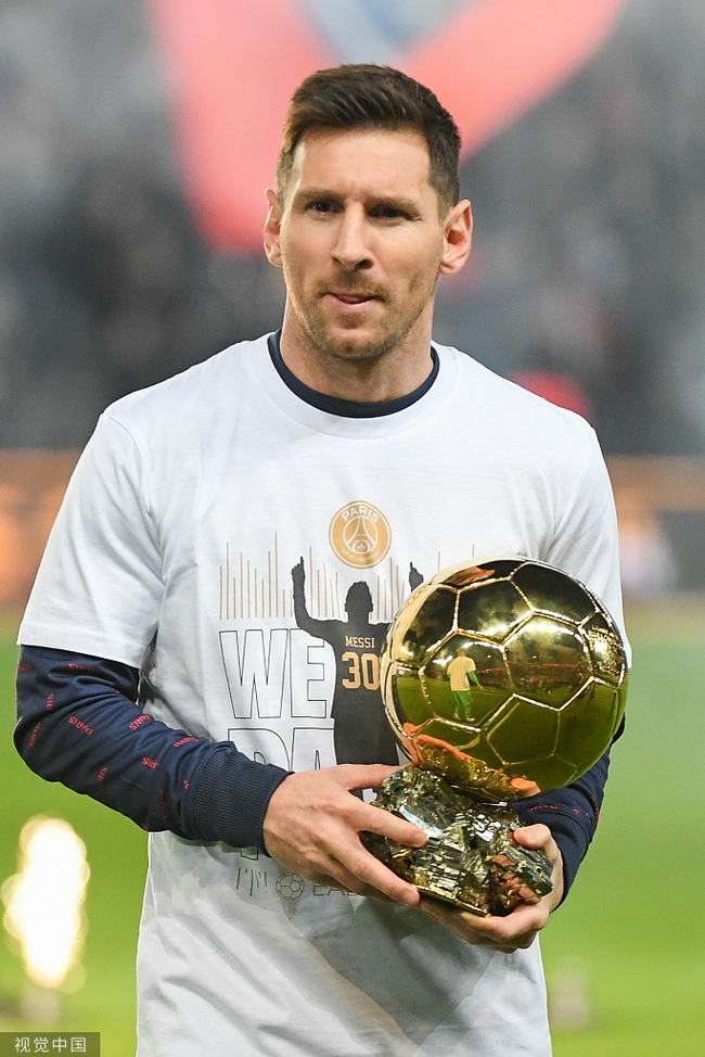 内德维德盛赞伊尔迪兹：他拥有非凡的能力，未来只会更强（内德维德：伊尔迪兹天赋出众，未来更上一层楼）