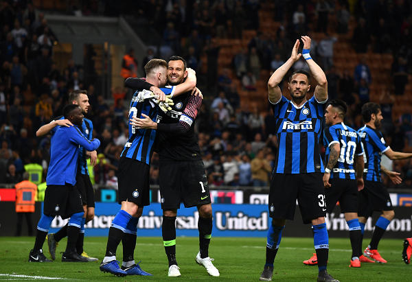 葡萄牙体育3-0布鲁日，路易斯-苏亚雷斯传射，特林康建功（葡萄牙体育三球零封布鲁日：路易斯-苏亚雷斯传射，特林康破门）