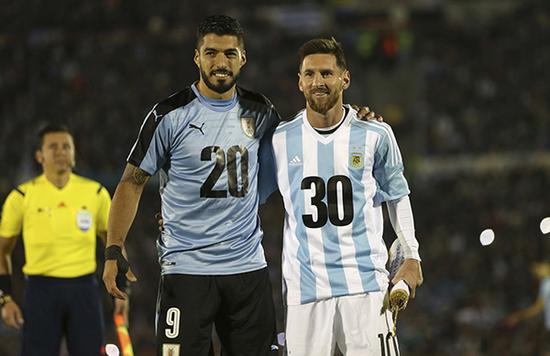 巴萨中场佩德里谈当今足球现状：“技术将永远占优”（佩德里谈现代足球：技术始终占上风）