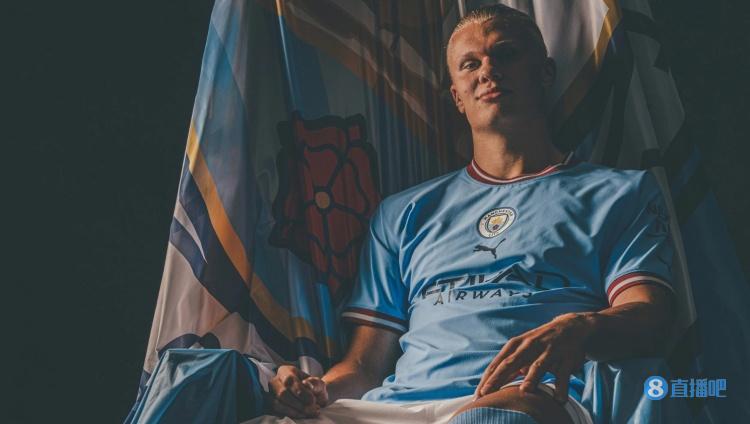 洛佩斯：在巴萨时小罗半夜约我出去，我女友问我选她还是小罗（洛佩斯谈巴萨往事：小罗深夜邀我外出，女友追问我选谁）