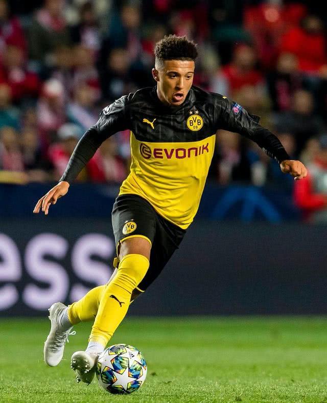 CBA杯“山东德比”裁判频繁纵容大动作引热议！媒体人质疑不作为（CBA杯山东德比争议升级：裁判被指放任大动作，媒体人质疑不作为）