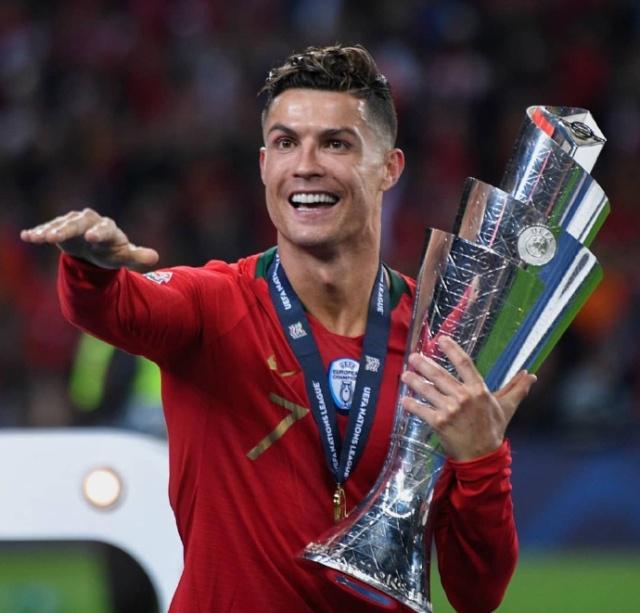 英超：曼城主场3-1击败布莱顿