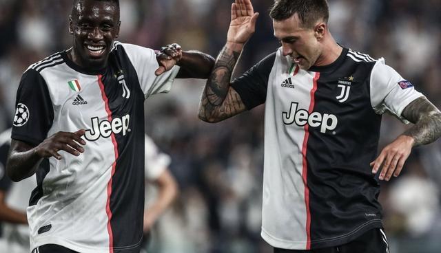 罗体：莫拉塔与妻子再陷情感危机，两人都删了简介中对方信息（罗体：莫拉塔与妻子疑再陷关系危机，双方社媒简介已删彼此信息）