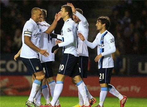 齐达内晒中国行照片：来中国遛了个弯，舒坦，下次还来