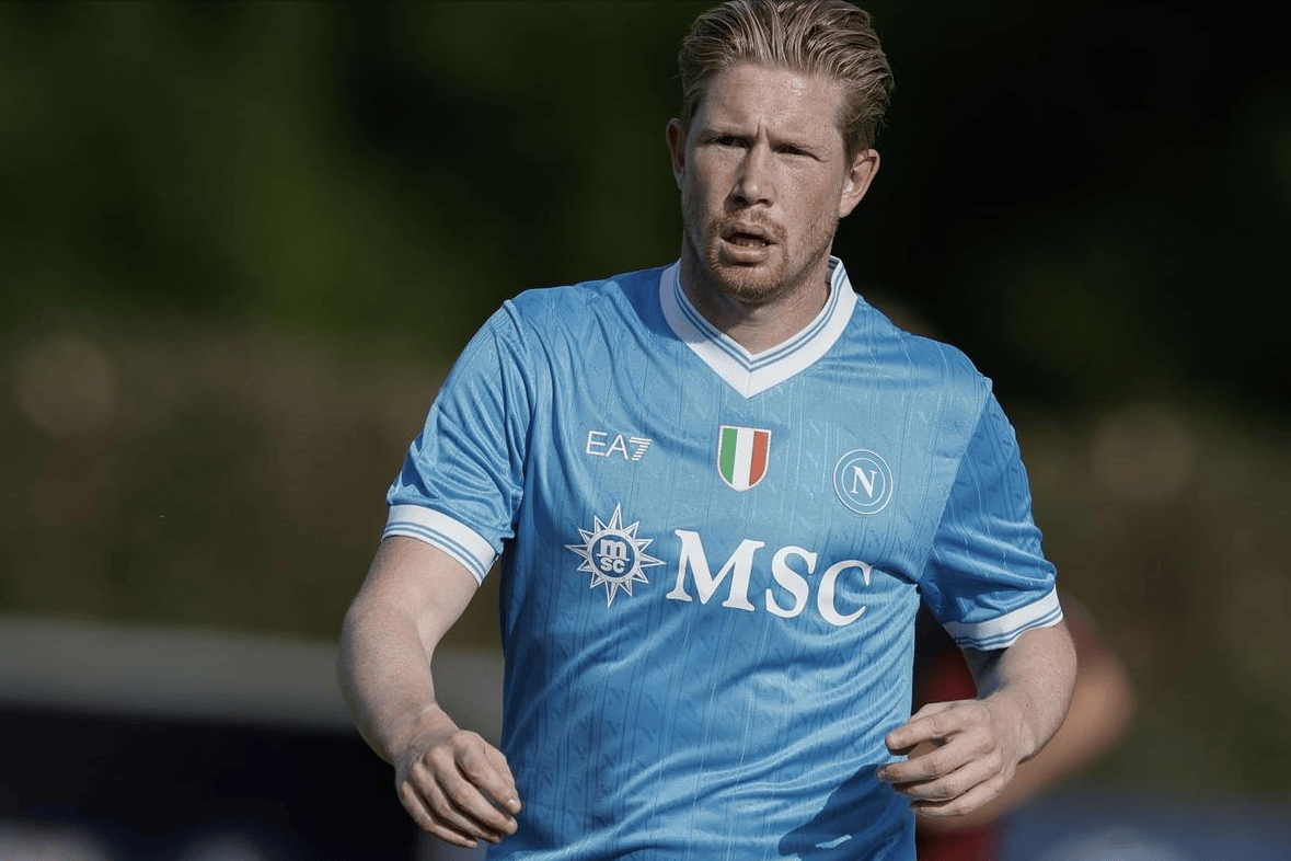 米体：将有一万名左右的那不勒斯球迷远征罗马，警方压力很大